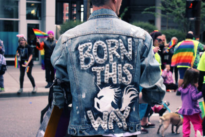 "Born this way" Jeansjacke Beschriftung
